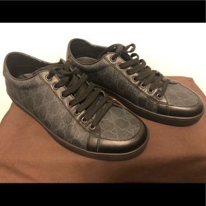 Gucci Men’s GG Supreme Low-Top Sneaker Sz 9 w/box